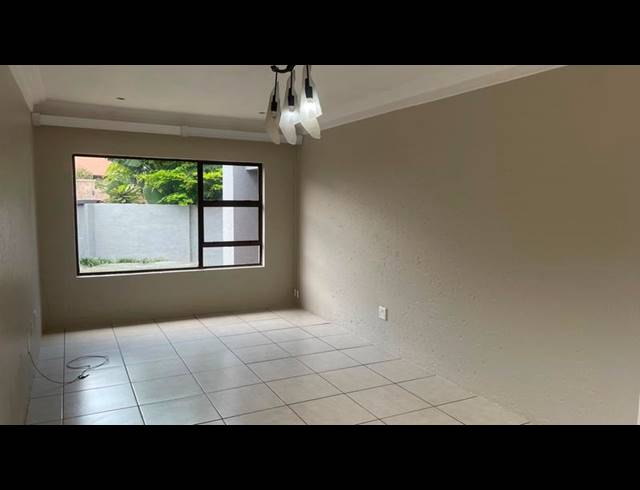 3 BEDROOM PROPERTY TO RENT IN ELDO MANOR